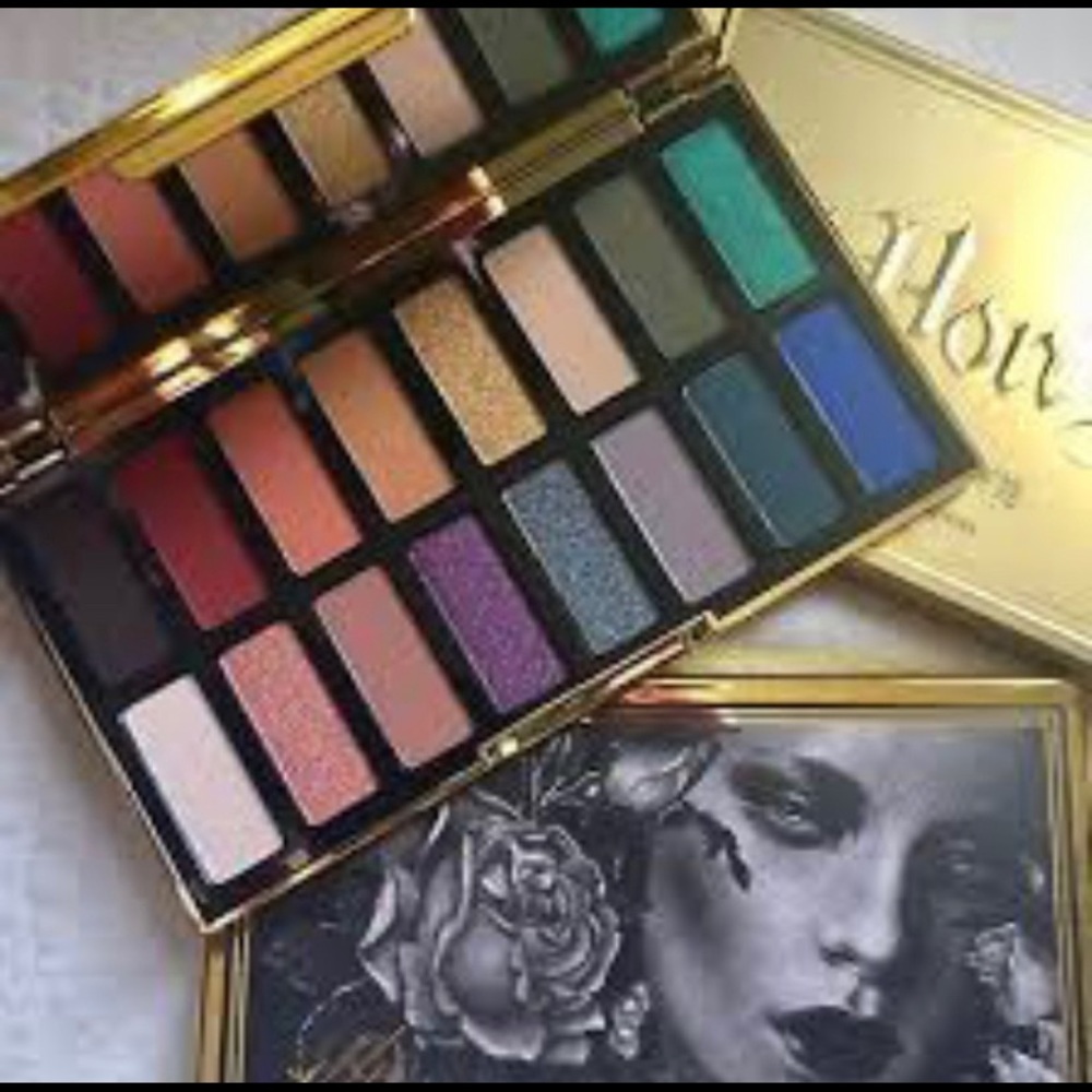 Kat Von D 10th Year Anniversary Eyeshadow Palette